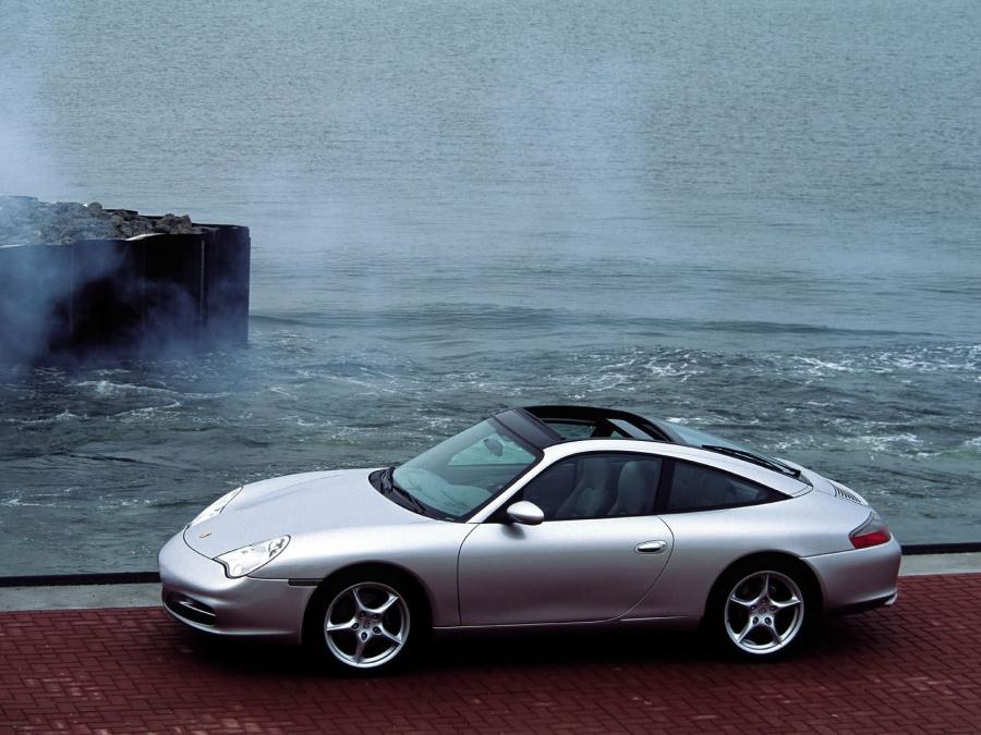  Porsche 911 Targa 2001 года  (фото 44 из 50)